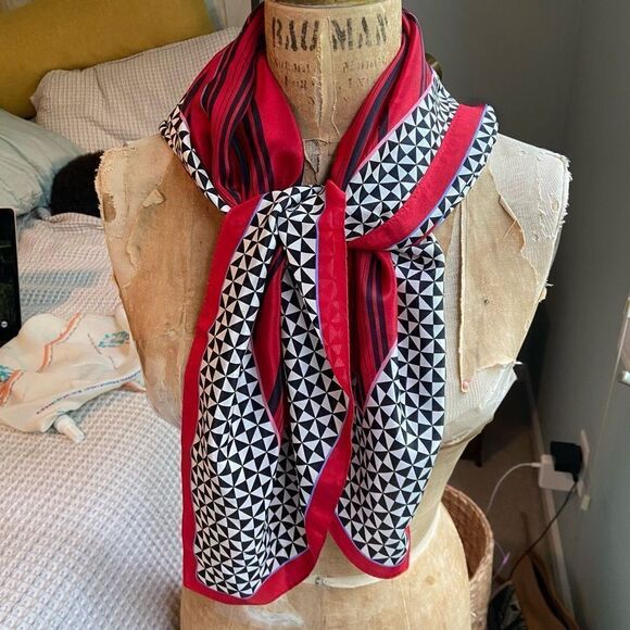 Vintage Anne Klein Extra Large Silk Scarf Red, Black, & White Geometric Houndsto - Picture 8 of 8